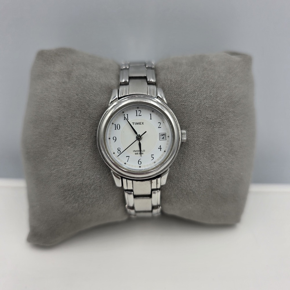 Timex  Indiglo Watch‎ Ladies Date Stainless Case & 7" Link Band Silver Color